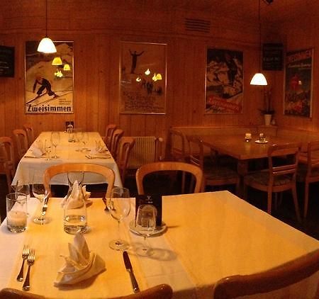 Gasthof Derby Zweisimmen Exterior photo