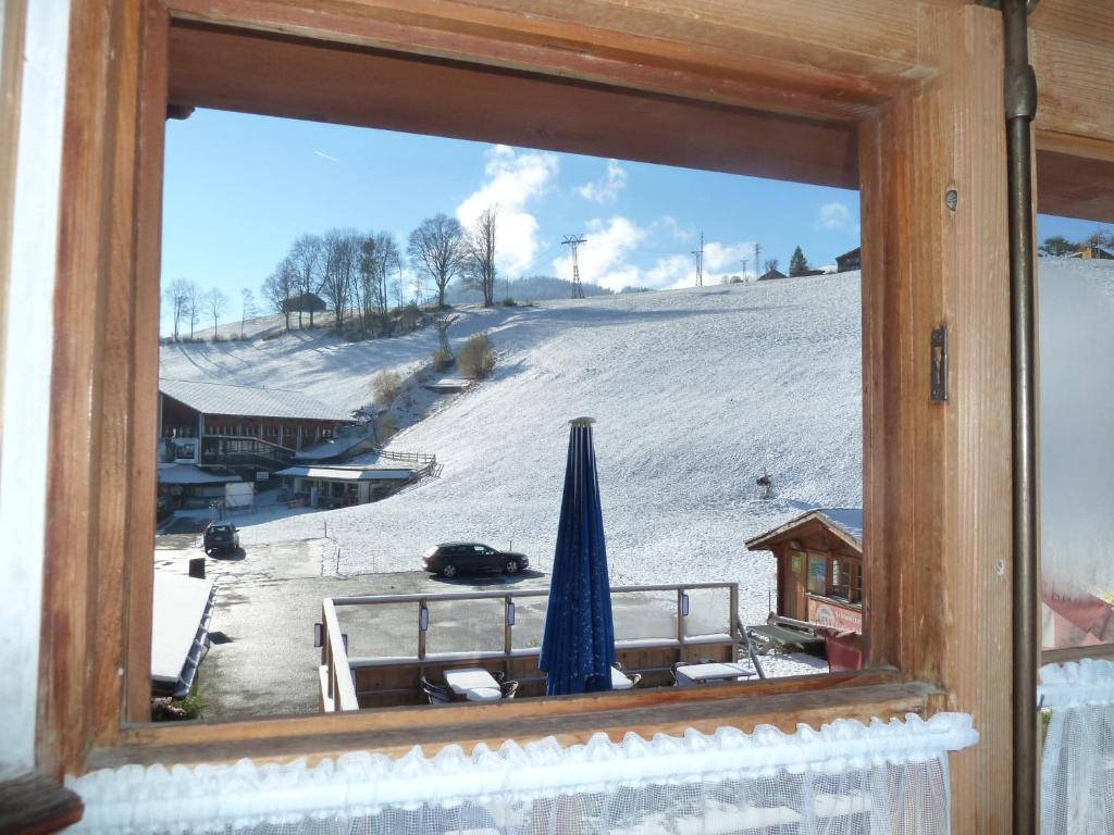 Gasthof Derby Zweisimmen Room photo